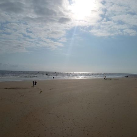 Appartement Spacieux Et Lumineux Secteur Petit Marche A 5 Min A Pied De La Plage Saint-Jean-de-Monts Eksteriør bilde