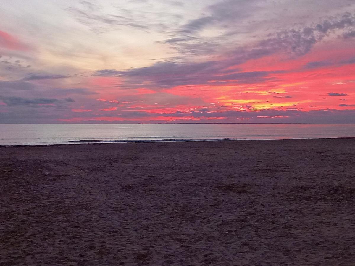 Appartement Spacieux Et Lumineux Secteur Petit Marche A 5 Min A Pied De La Plage Saint-Jean-de-Monts Eksteriør bilde